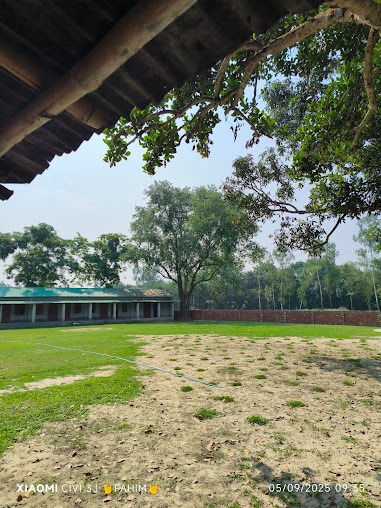 মাদ্রাসার দৃশ্য ২